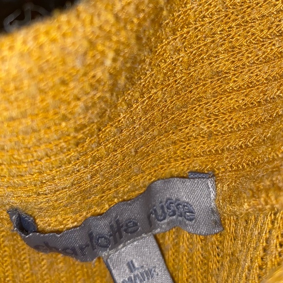 Sweater - Picture 2 of 2